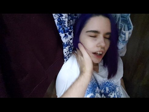 ❤️ Ketemu adhine ing lemari lan mbantu dheweke cum ❌ Saru dubur ing jv.myteporn.ru ☑